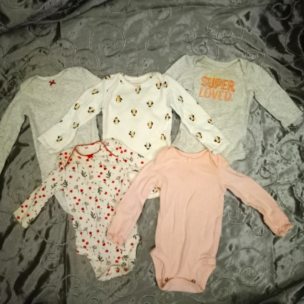 Longe sleeve onesies